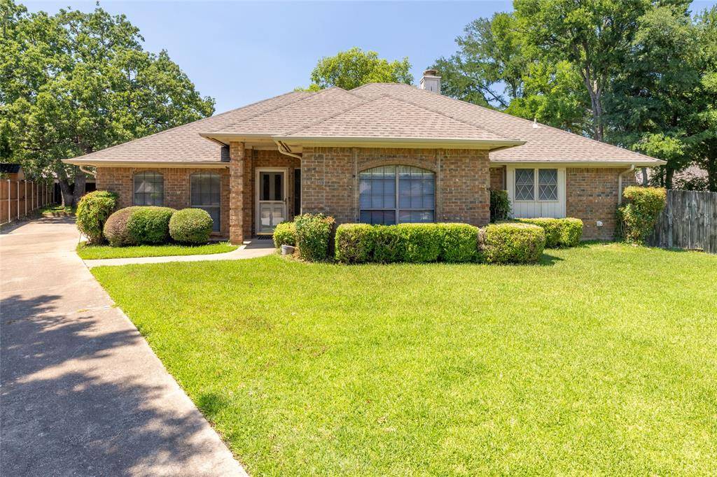 Keller, TX 76248,1005 Red Oak Court