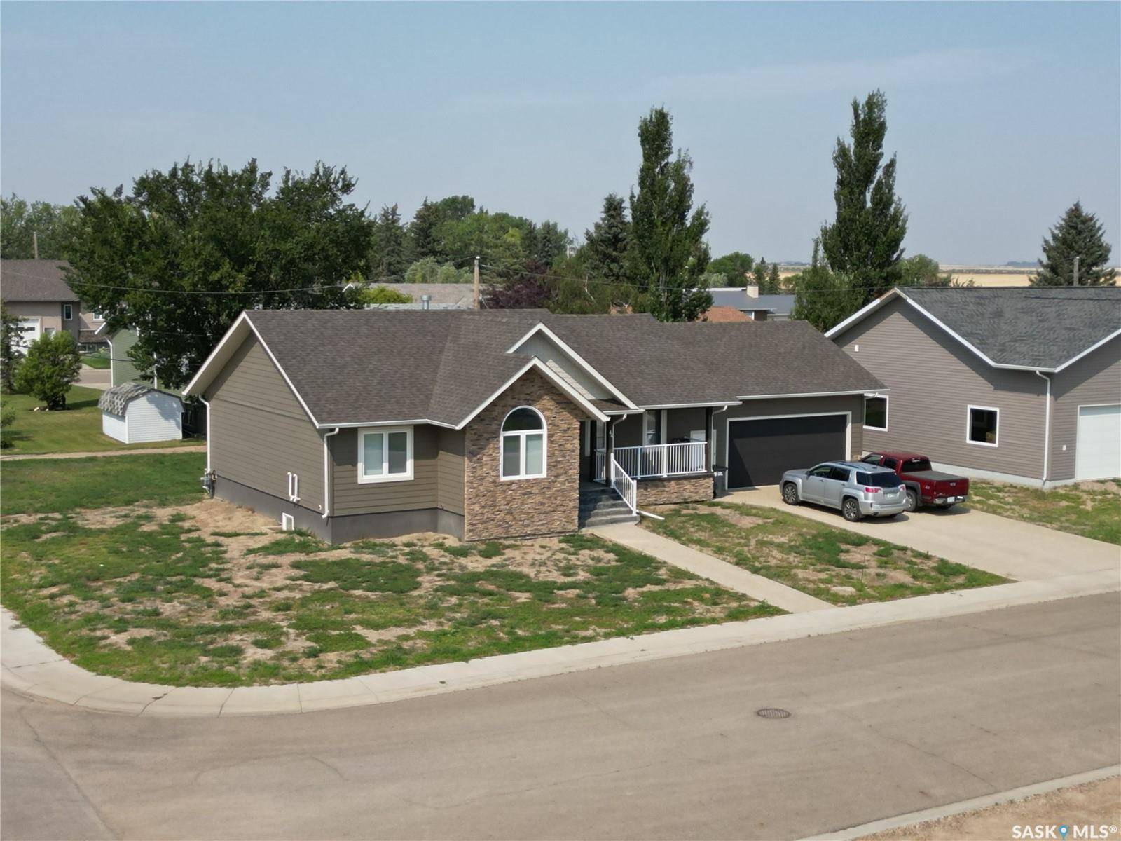 Avonlea, SK S0H 0C0,44 Crescent DRIVE