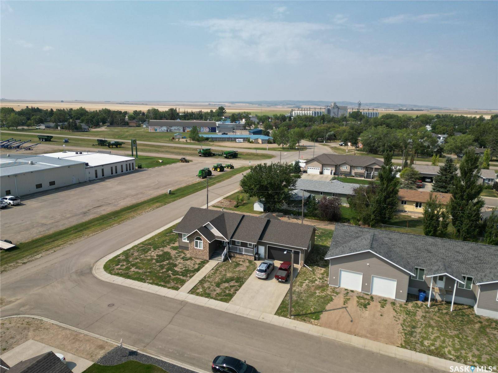 Avonlea, SK S0H 0C0,44 Crescent DRIVE