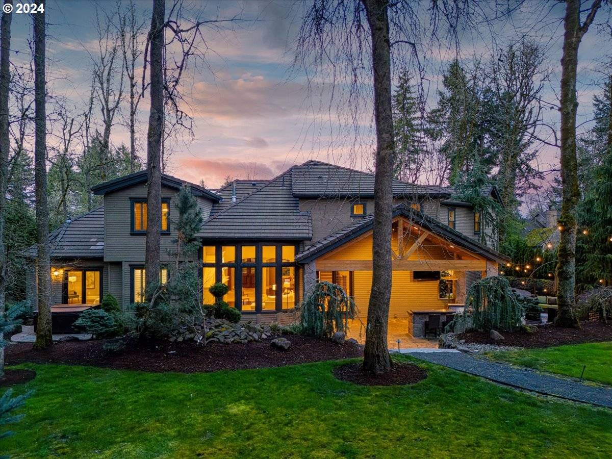 Lake Oswego, OR 97034,16337 CHAPIN WAY