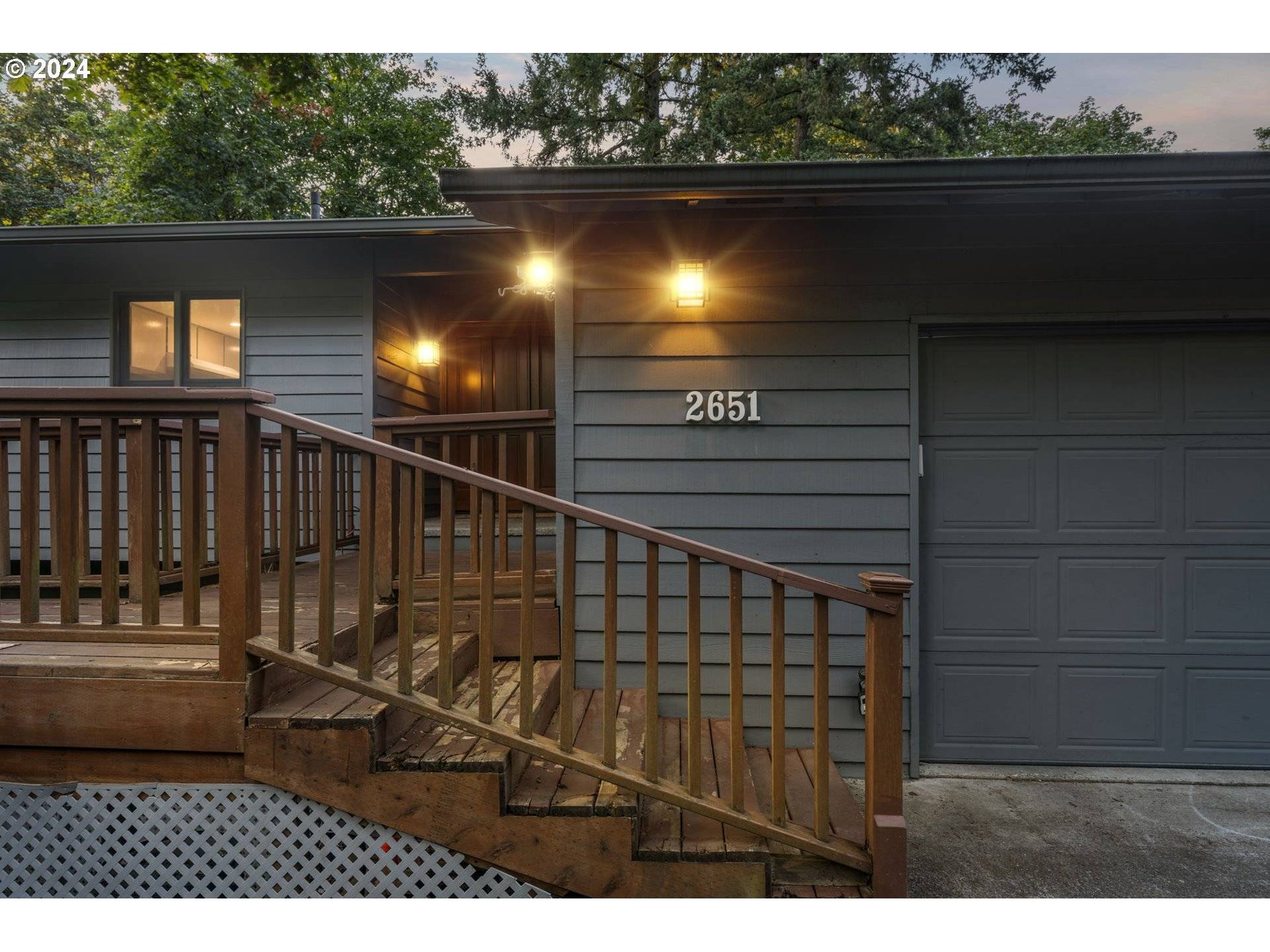 Lake Oswego, OR 97034,2651 LOOKOUT CT