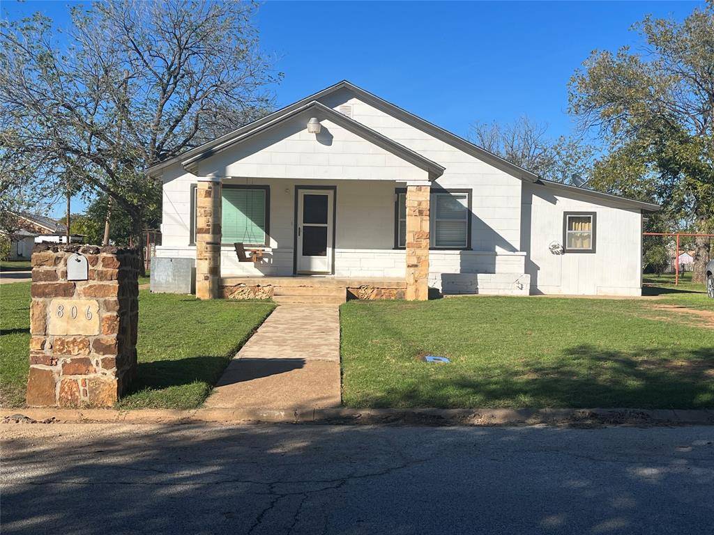 Breckenridge, TX 76424,806 W Dyer Street