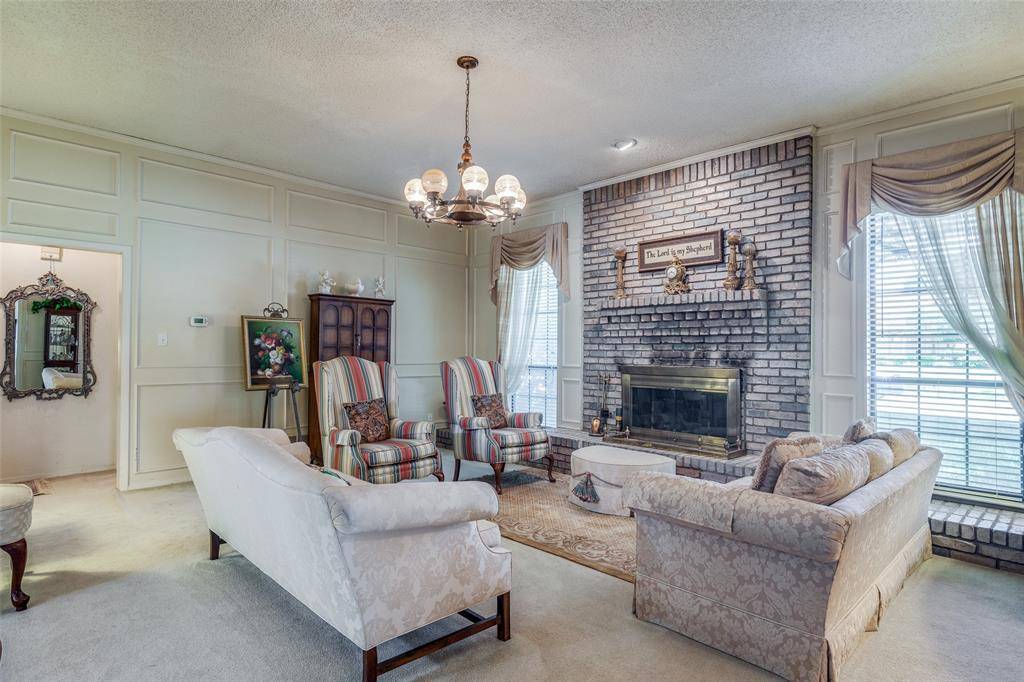 Grapevine, TX 76051,2940 S Creekwood Drive