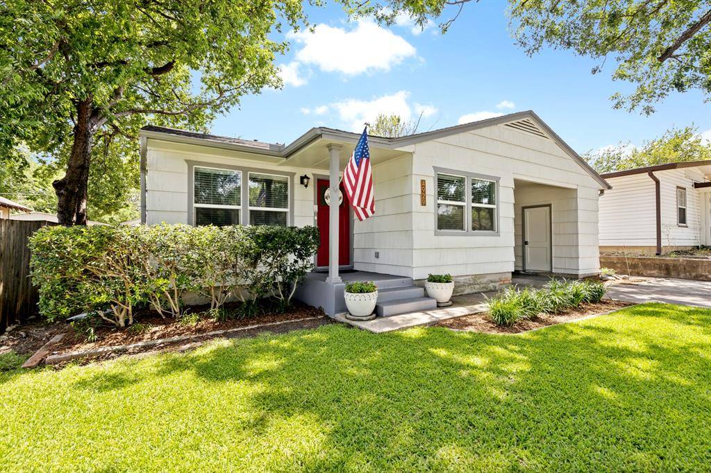 Fort Worth, TX 76107,4929 Locke Avenue