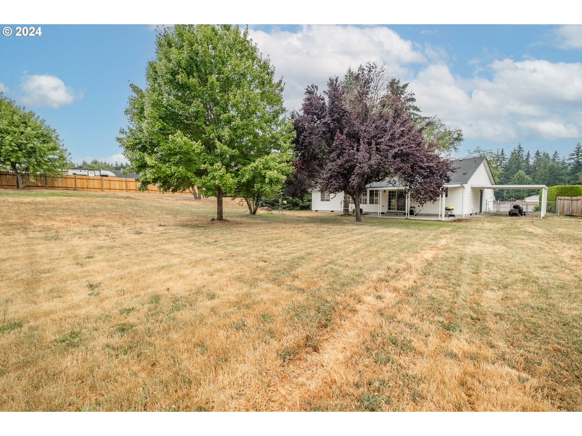 Lyons, OR 97358,396 HICKORY CT