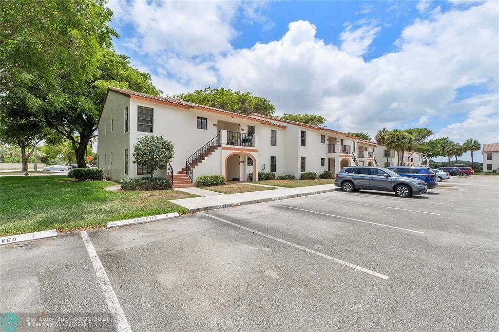 Boca Raton, FL 33431,300 Palmwood Place  #P202