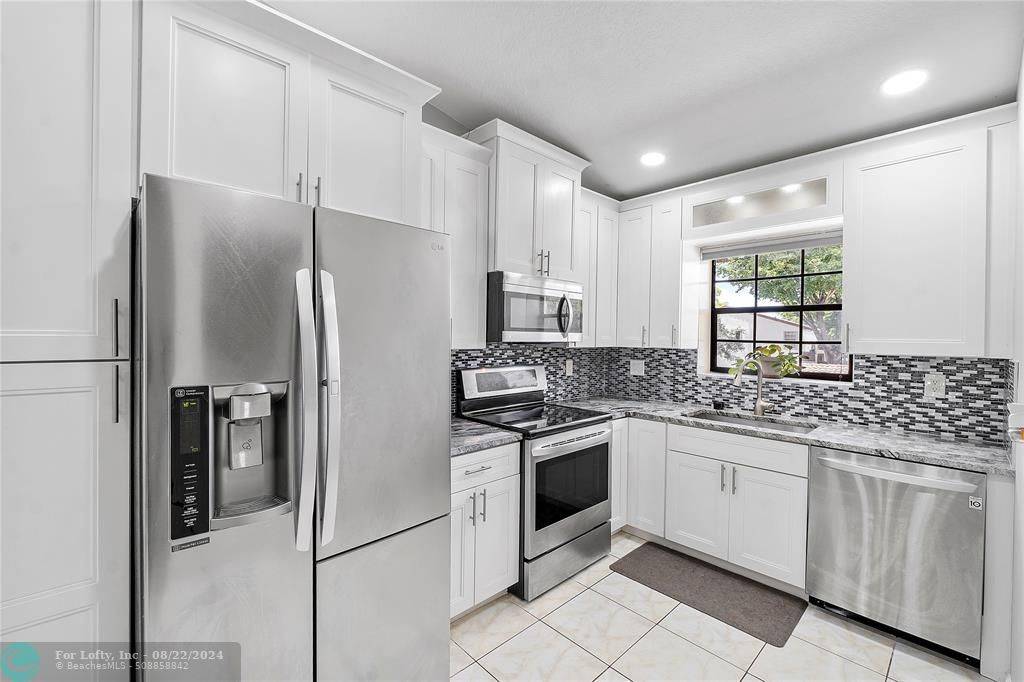 Boca Raton, FL 33431,300 Palmwood Place  #P202