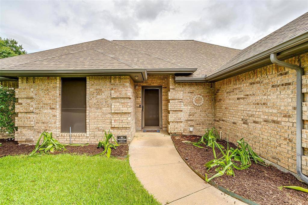 Burleson, TX 76028,141 Sunny Meadows Drive