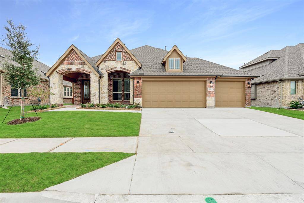 Anna, TX 75409,905 Berry Court