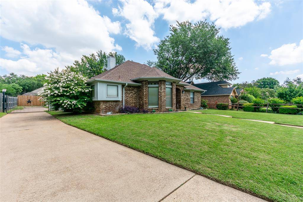 Arlington, TX 76006,521 Gunnison Drive