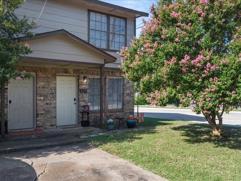 Grand Prairie, TX 75050,533 College Street