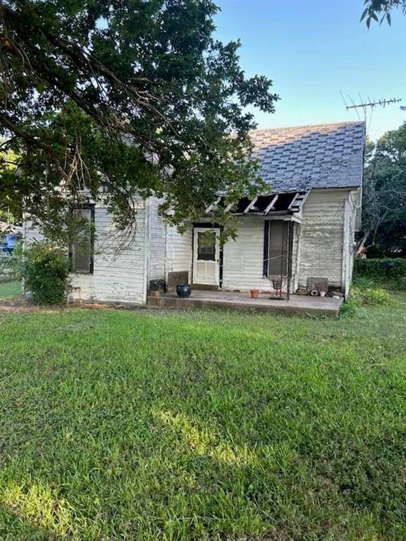 Cleburne, TX 76031,807 E 2nd Street