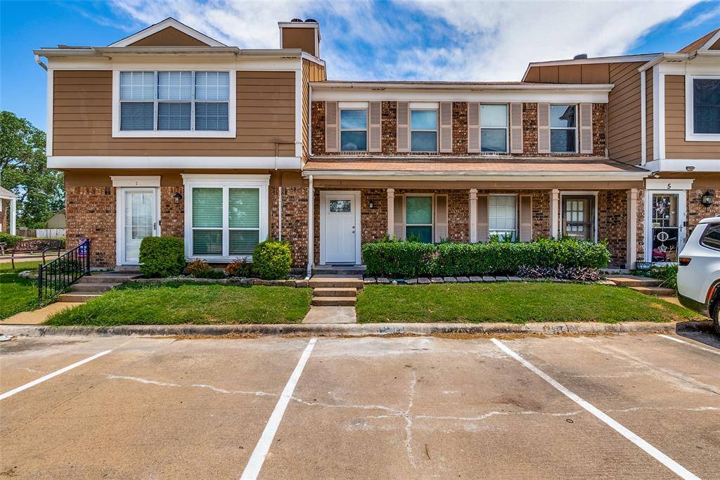 Mesquite, TX 75149,709 Lee Street #3