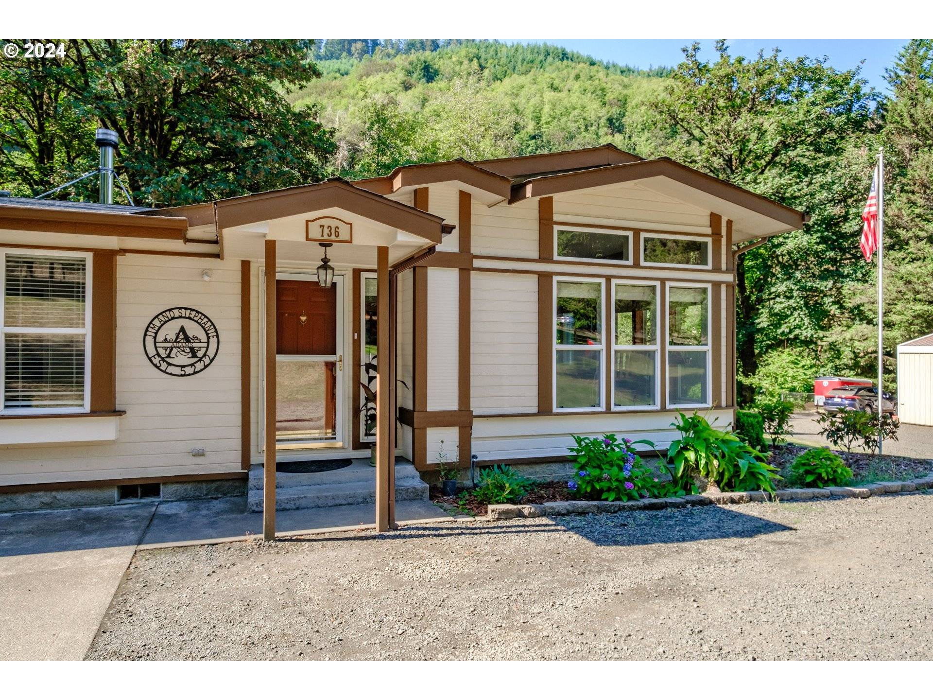 Alsea, OR 97324,736 E YATES RD