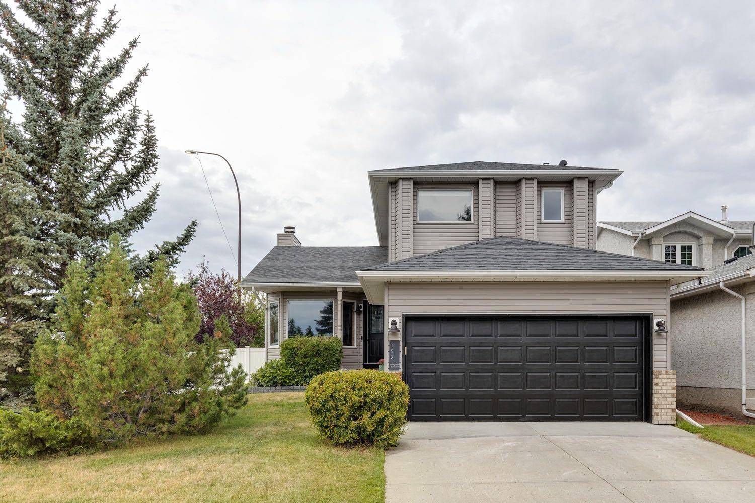 Calgary, AB T2C 3V6,152 Rivergreen CRES SE