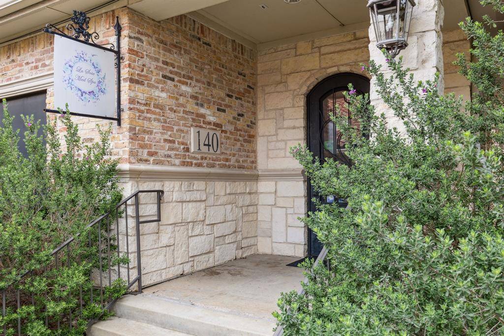 Irving, TX 75063,1111 Kinwest Parkway #140