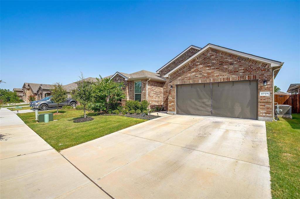 Fort Worth, TX 76179,4721 Prairie Creek