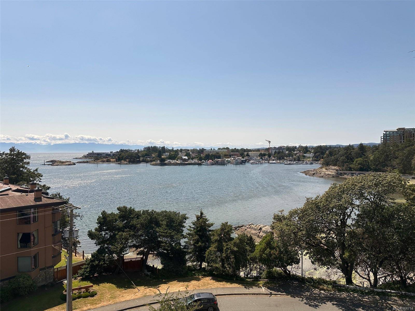 Victoria, BC V9A 7E9,325 Maitland St #602