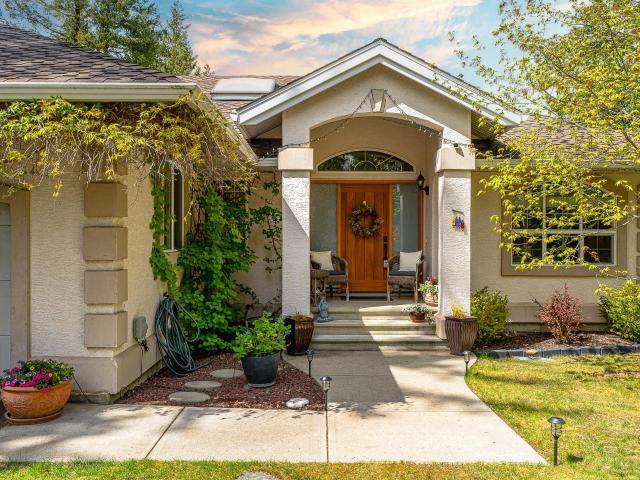 South Shuswap, BC V0E 1H2,2535 WAVERLY DRIVE