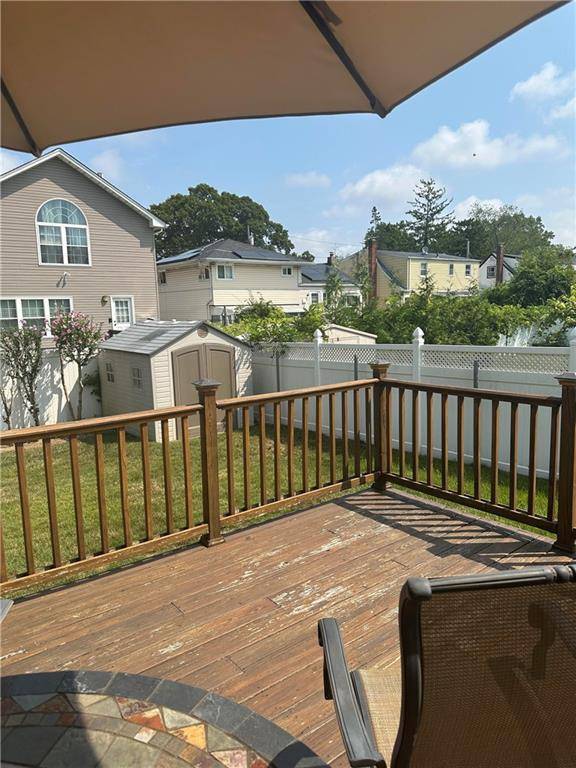 7 Hopatcong AVE, West Hempstead, NY 11552