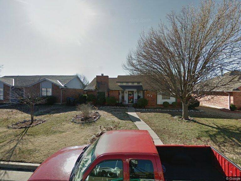 Edmond, OK 73013,608 NW 140th Street