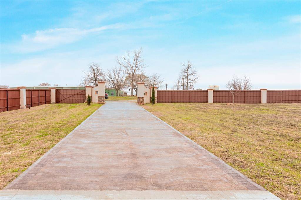 Quinlan, TX 75474,294 Family Lane