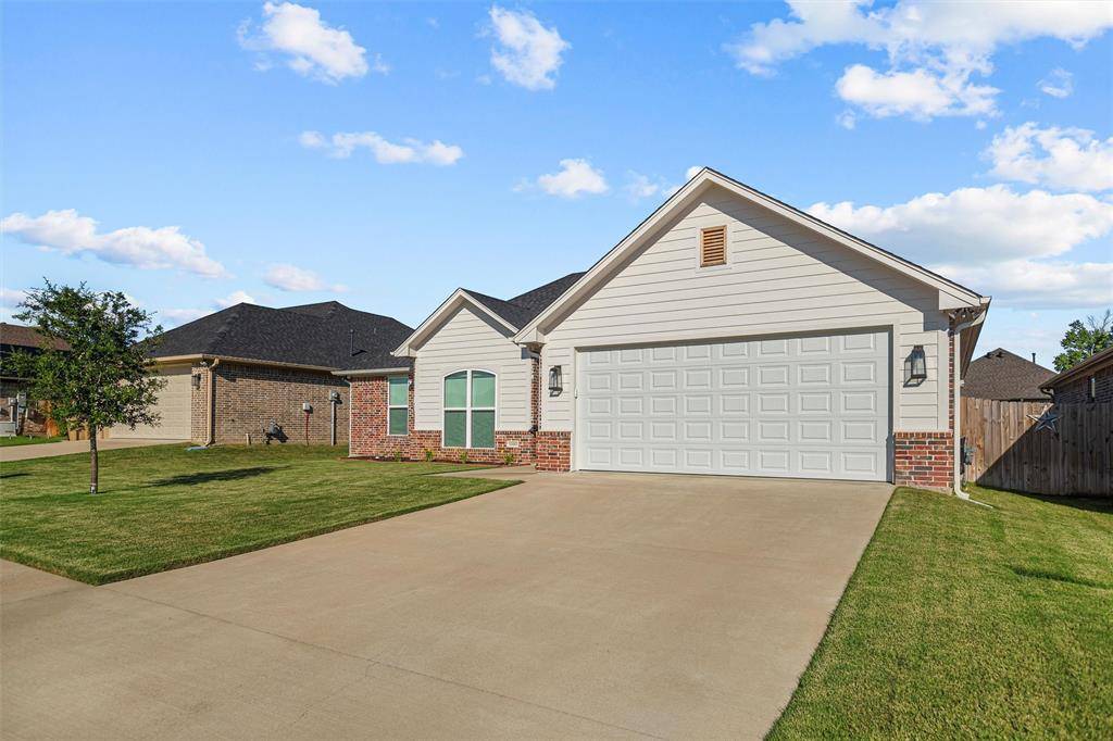 Tyler, TX 75709,11443 Windsor Park Drive