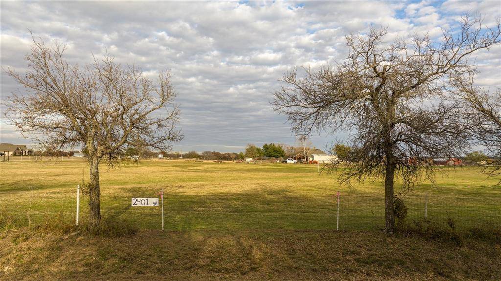 Granbury, TX 76049,2401 Meander Road