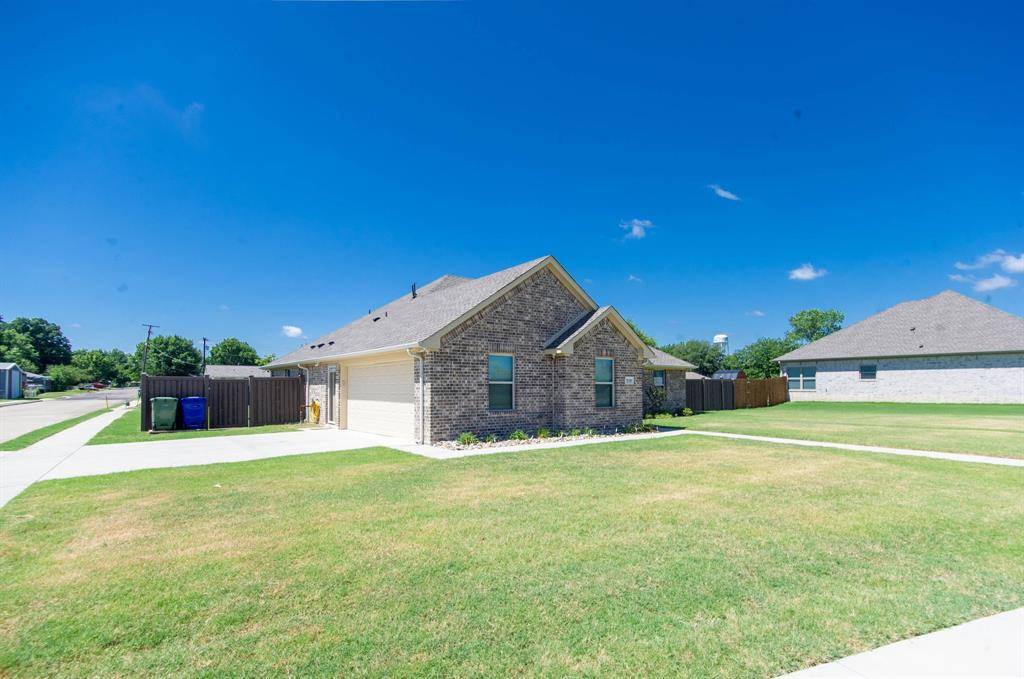 Whitesboro, TX 76273,310 Ella Street