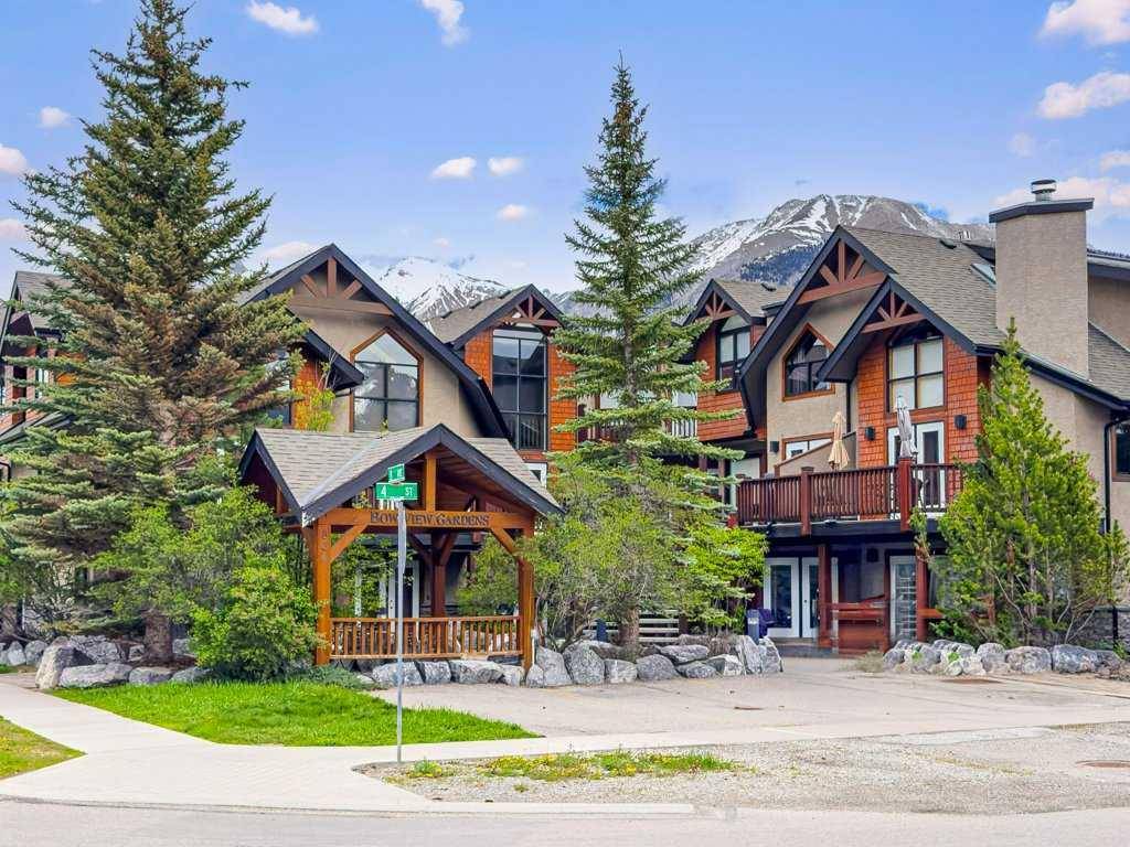 Canmore, AB T1W2B6,834 4 ST #100