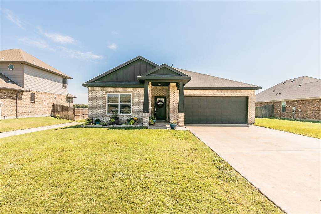 Grandview, TX 76050,613 Mathew Street