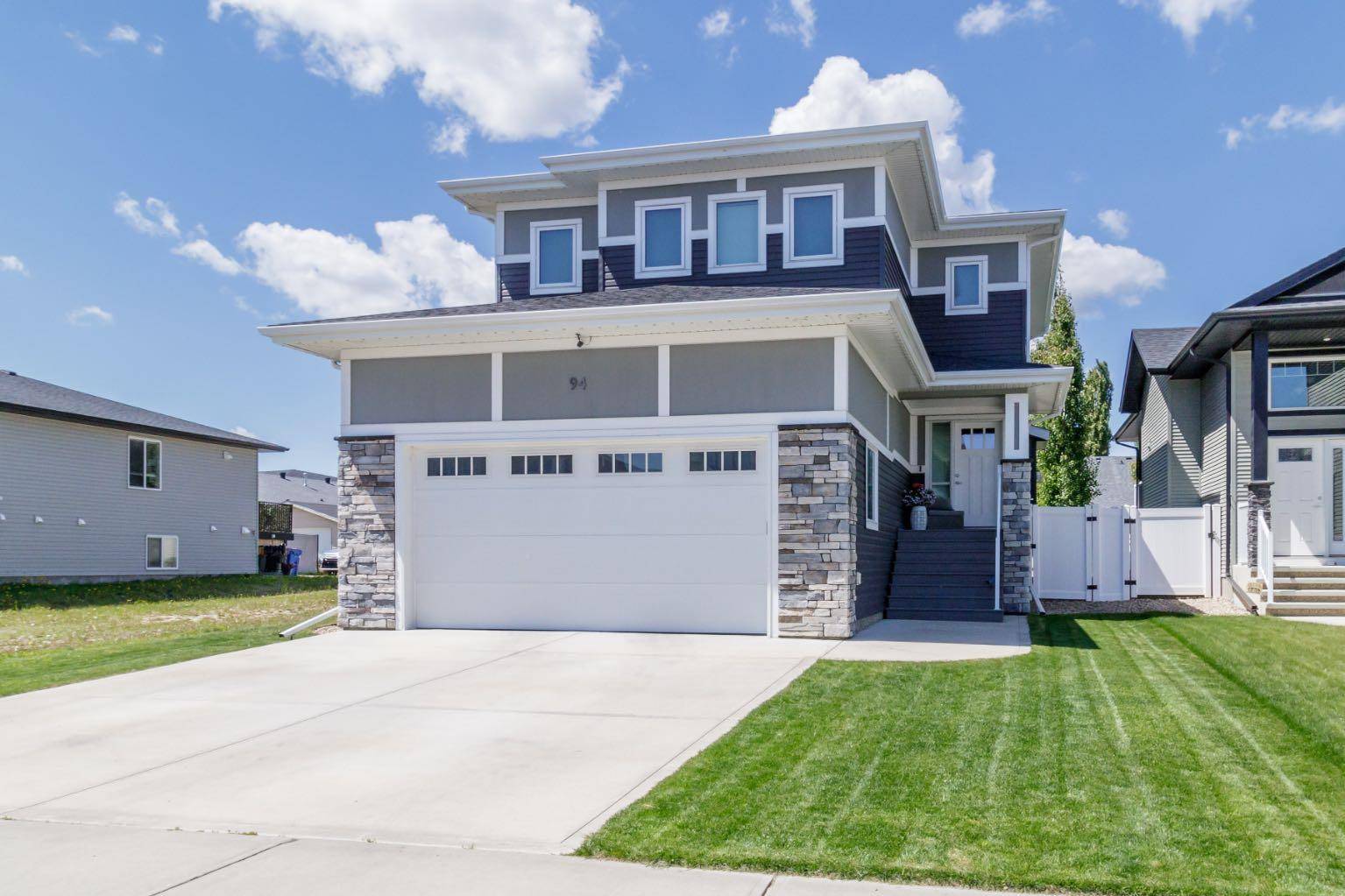 Red Deer, AB T4R 0R6,94 Lalor DR