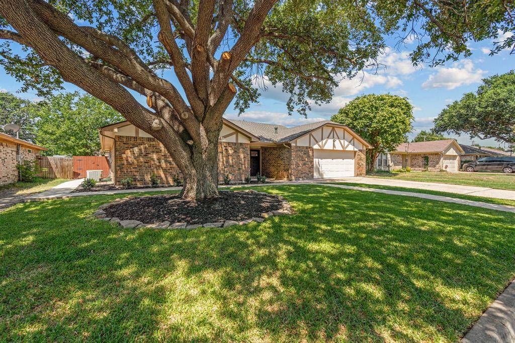 North Richland Hills, TX 76180,5717 Acapulco Drive