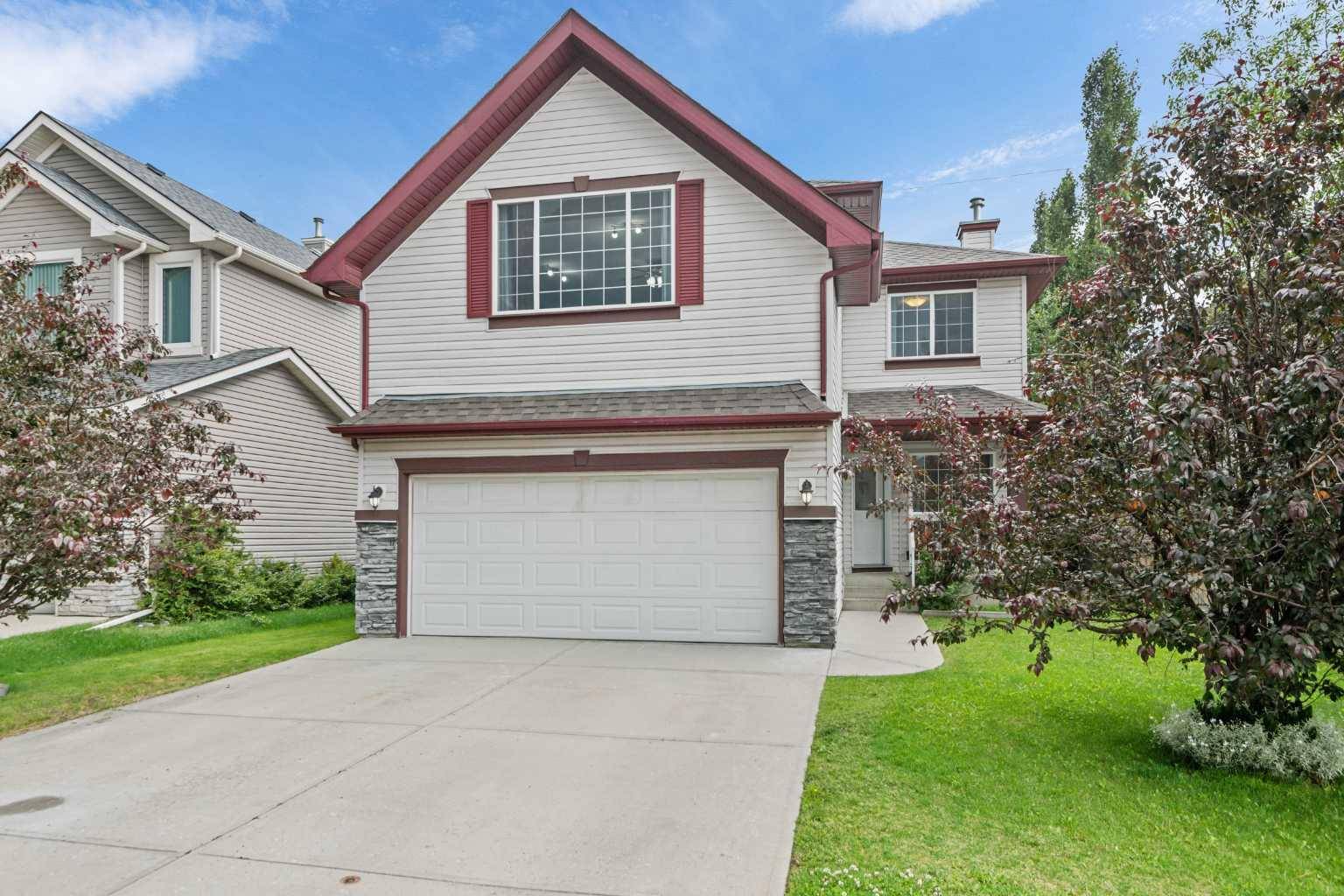 Chestermere, AB T1X 1N4,192 Oakmere WAY