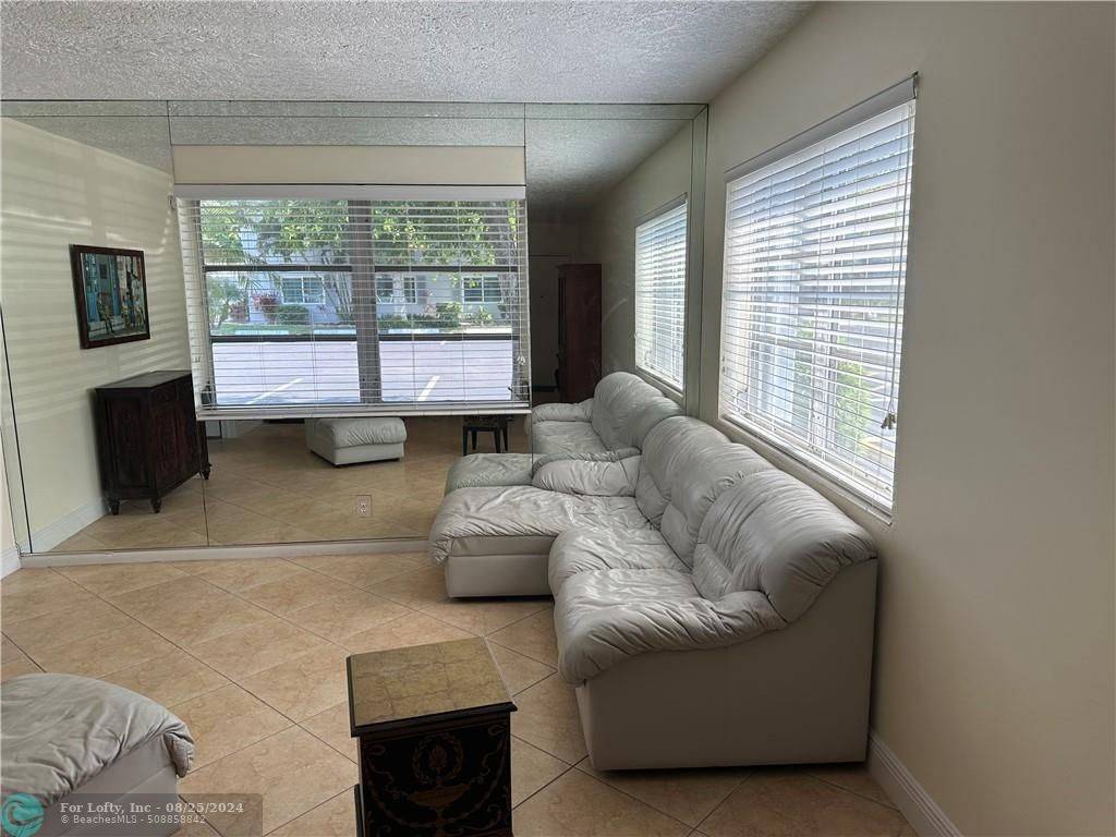 Oakland Park, FL 33311,659 W Oakland Park Blvd  #103 C