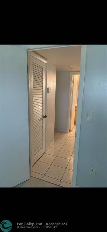 Sunrise, FL 33322,8300 Sunrise Lakes Blvd  #107