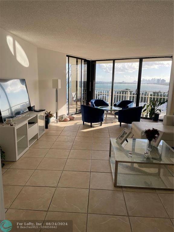 Miami, FL 33138,4000 Towerside Ter  #1104