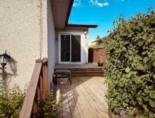 Red Deer, AB T4N 4Z7,22 Forest Close