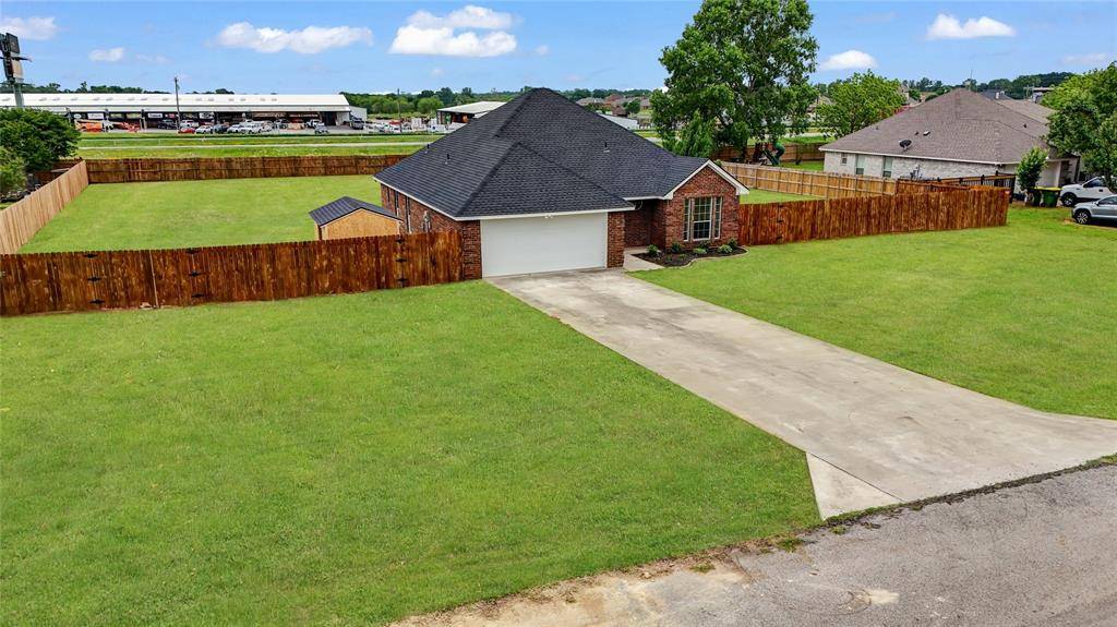 Weatherford, TX 76088,142 Hunters Circle