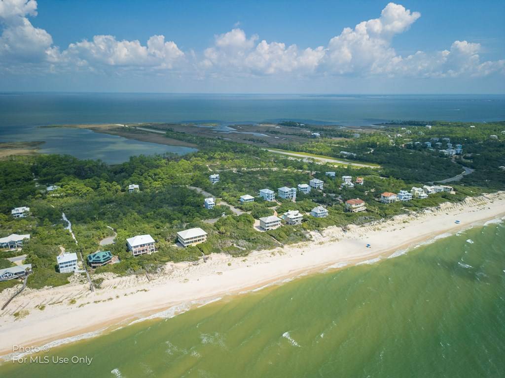 St. George Island, FL 32328,1572 Seaside Dr