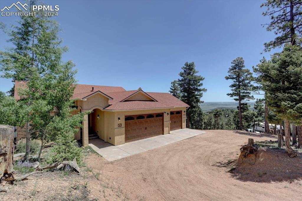 Larkspur, CO 80118,2553 Elk Park RD