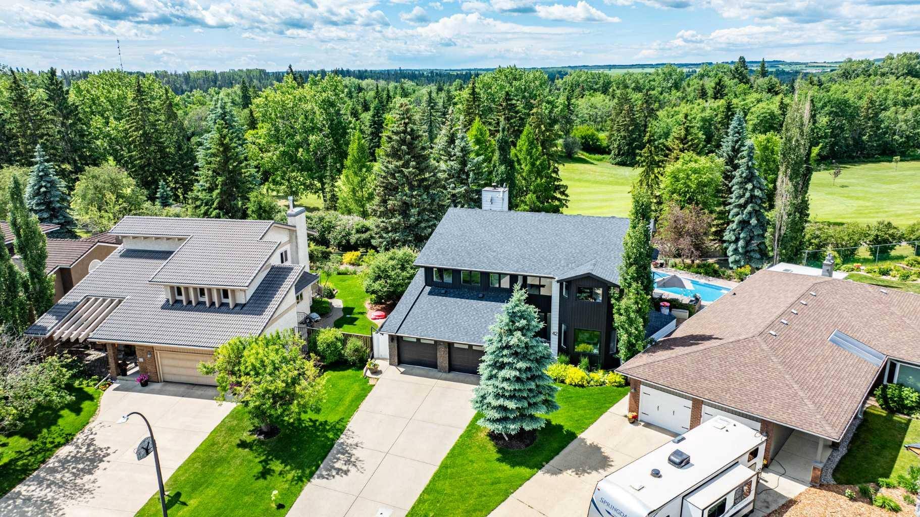 Red Deer, AB T4N 6V1,42 Flagstaff Close