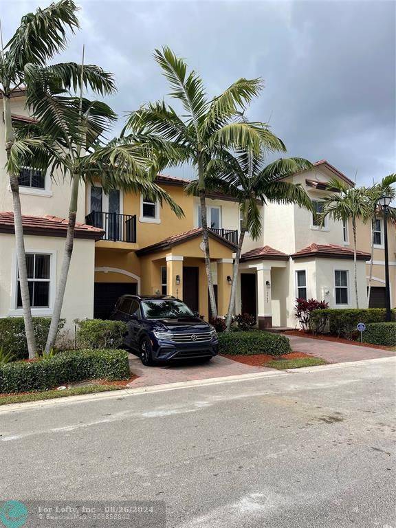 Coconut Creek, FL 33073,6944 Long Pine Cir #6944