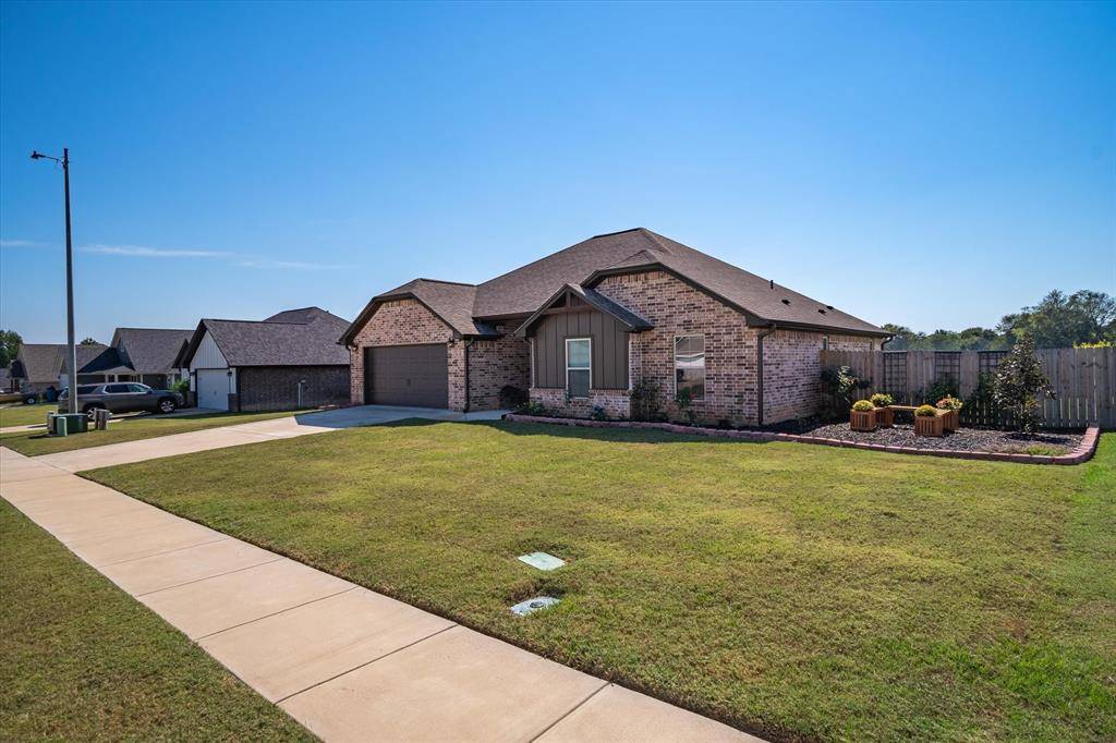 Lindale, TX 75771,346 Smith Circle