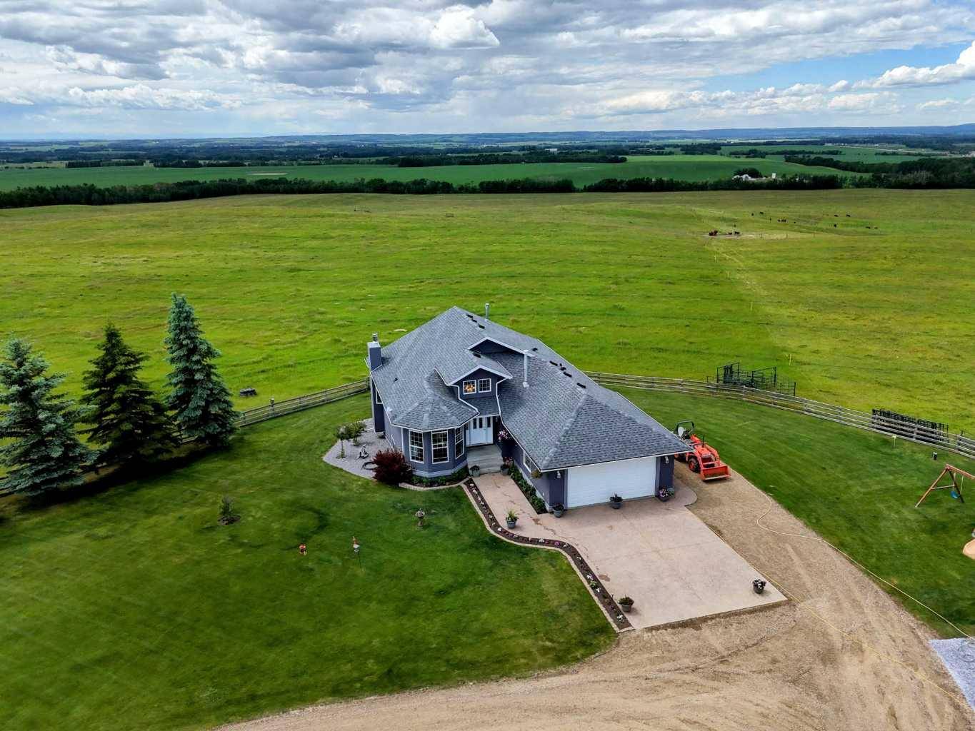 Rural Lacombe County, AB T0M 0X0,40308 Range Road 31