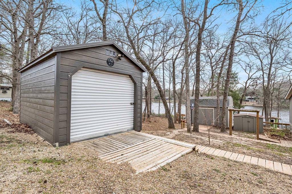 Murchison, TX 75778,180 Sweetgum Trail