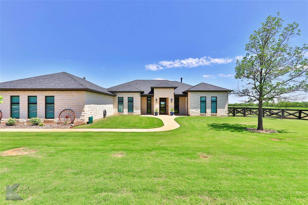 Abilene, TX 79606,290 County Road 256 #B