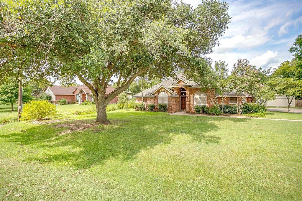 Burleson, TX 76028,2509 Trail Tree Court