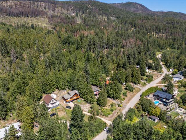 North Shuswap, BC V0E 1M4,2943 HOPWOOD ROAD