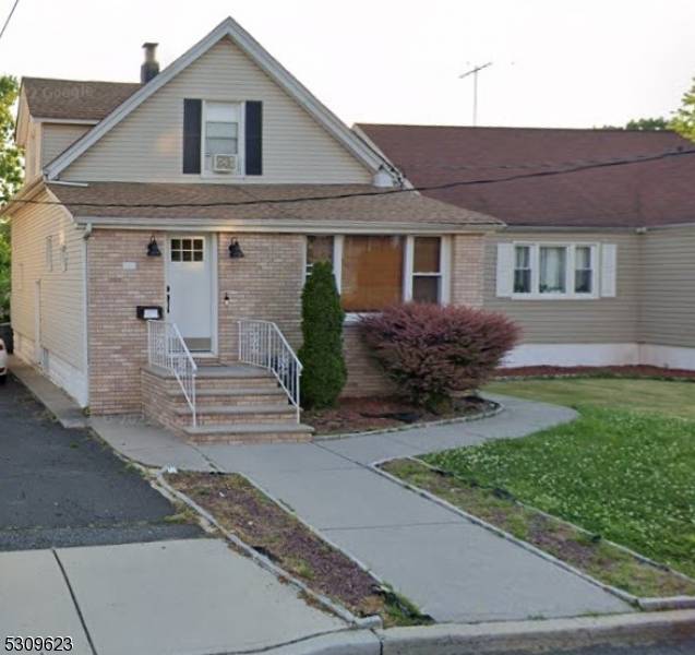 Roselle Boro, NJ 07203,220 Gordon St